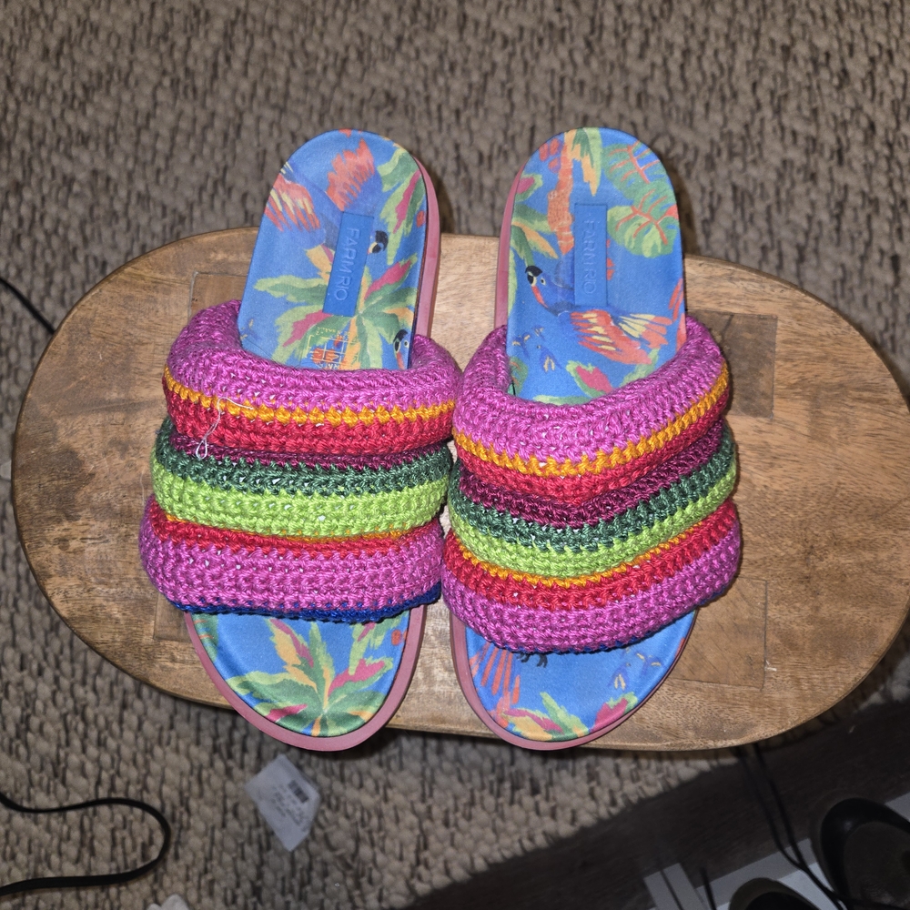 FARM Rio Tropical Parrot Print Sandals